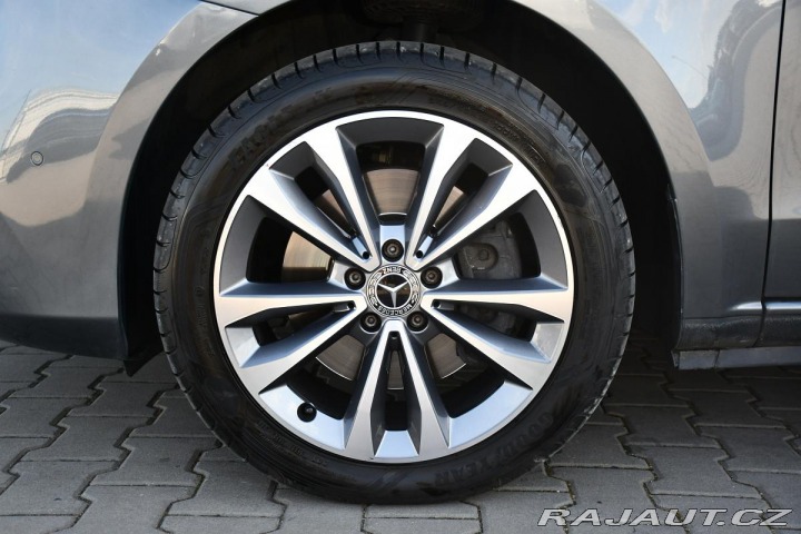 Mercedes-Benz V 250D L ZÁRUKA WEBASTO 2xP 2023