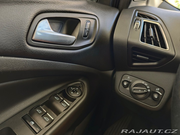 Ford Kuga 1.5 16V Titanium Xenon 11 2017