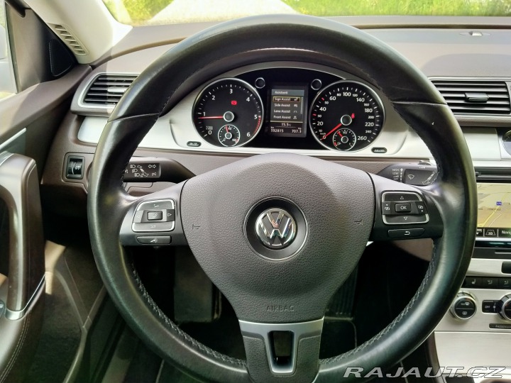 Volkswagen Passat 2012
