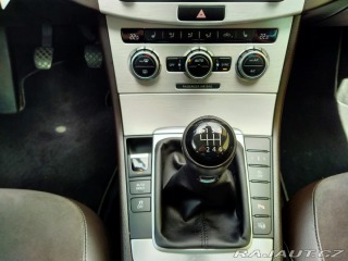 Volkswagen Passat  2012