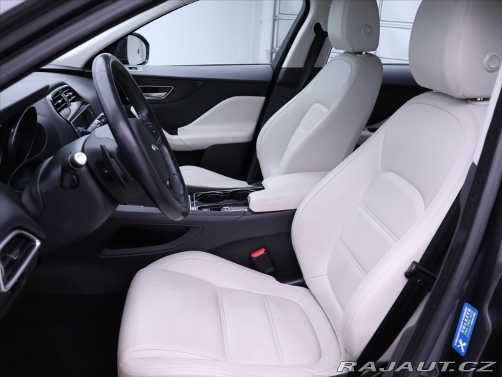 Jaguar F-Pace 2,0 D 132 kW 4x4 Automat 2016