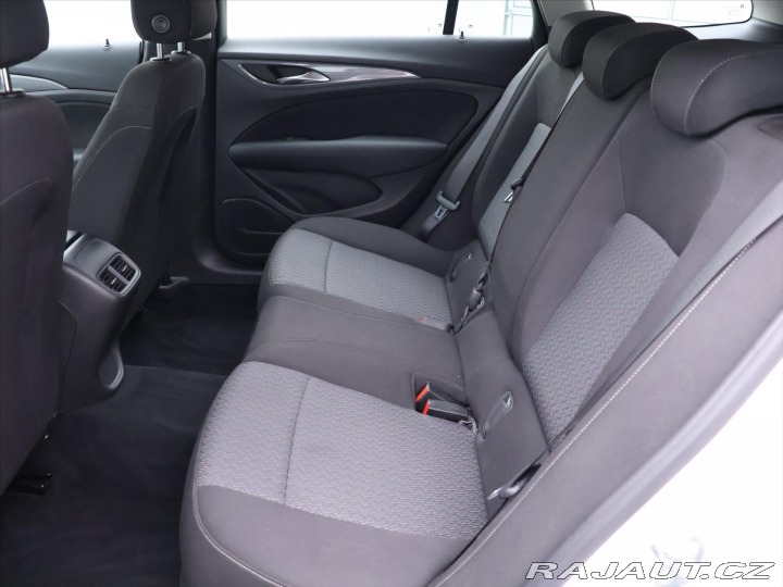 Opel Insignia 2,0 CDTI 125 kW Aut. Navi 2018