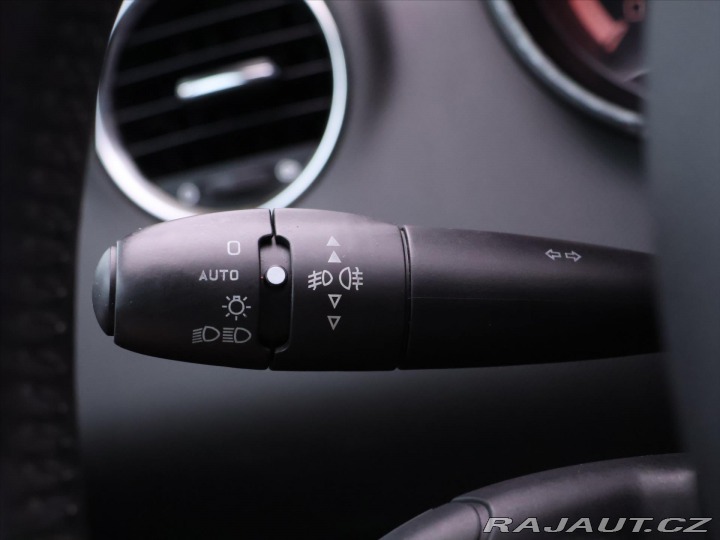 Peugeot 308 1,6 VTi 88kW CZ Sportium 2011