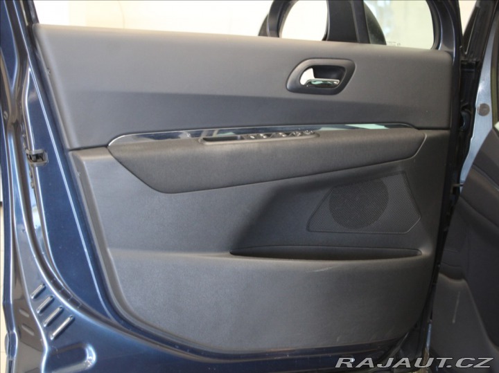 Peugeot 5008 2,0 HDi 110kW Allure TZ 1 2013