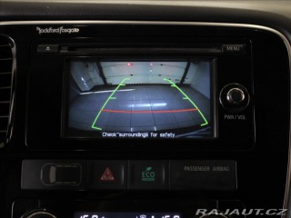 Mitsubishi Outlander 2,2 DI-D 132kW 4x4 7-míst 2016