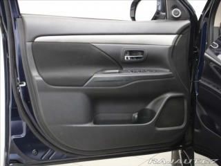 Mitsubishi Outlander 2,2 DI-D 132kW 4x4 7-míst 2016