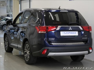 Mitsubishi Outlander 2,2 DI-D 132kW 4x4 7-míst 2016
