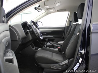 Mitsubishi Outlander 2,2 DI-D 132kW 4x4 7-míst 2016