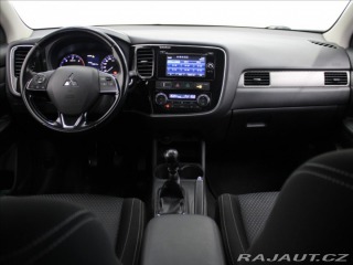 Mitsubishi Outlander 2,2 DI-D 132kW 4x4 7-míst 2016