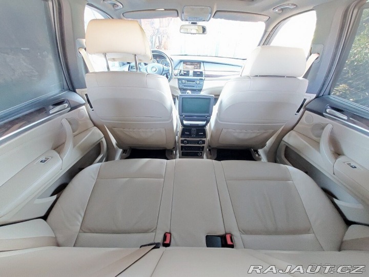 BMW X5 4,8 V8 2008
