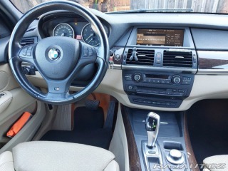BMW X5 4,8   V8 2008