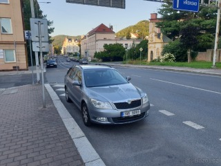Škoda Octavia 1,6   2 Facelift TDi r.v.