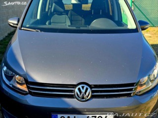 Volkswagen Touran 1,4 Dvě sady kol, tažné 2011