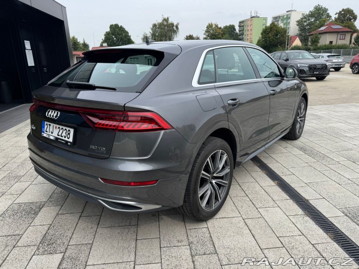 Audi Q8 S-line 50TDI 210kW Záruk 2023