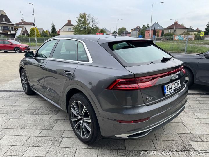 Audi Q8 S-line 50TDI 210kW Záruk 2023