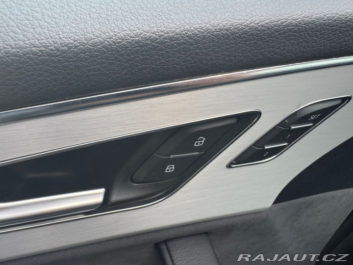 Audi Q8 S-line  50TDI 210kW Záruk 2023