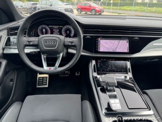 Audi Q8 S-line  50TDI 210kW Záruk 2023
