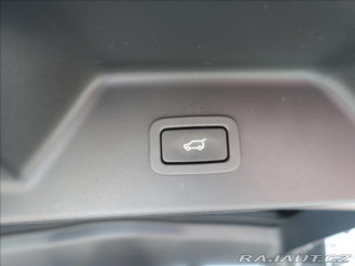 Land Rover Range Rover 4,4 SDV8,Autobiography,ČR 2016