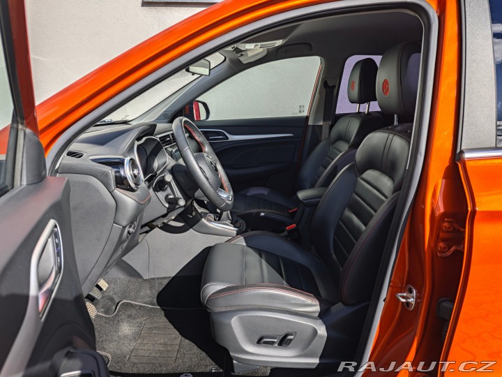 MG ZS 1.5 DVVT Luxury 360°Kamer 2022