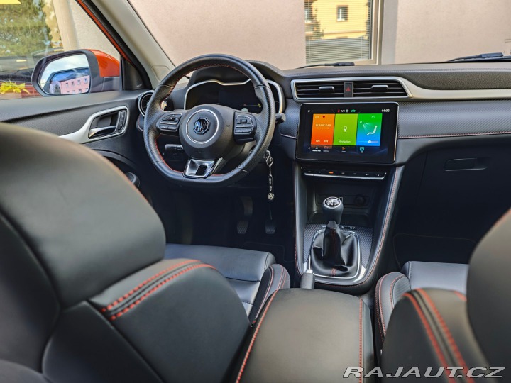 MG ZS 1.5 DVVT Luxury 360°Kamer 2022