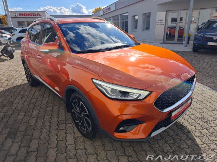 MG ZS 1.5 DVVT Luxury 360°Kamer 2022