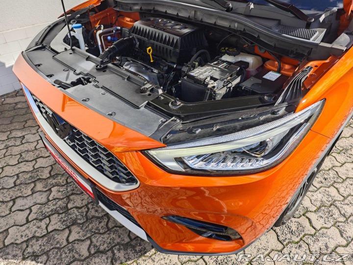 MG ZS 1.5 DVVT Luxury 360°Kamer 2022