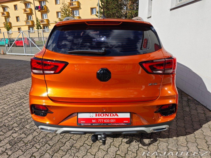 MG ZS 1.5 DVVT Luxury 360°Kamer 2022
