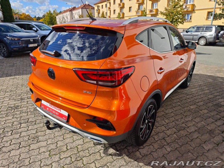 MG ZS 1.5 DVVT Luxury 360°Kamer 2022