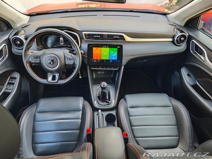 MG ZS 1.5 DVVT Luxury 360°Kamer 2022