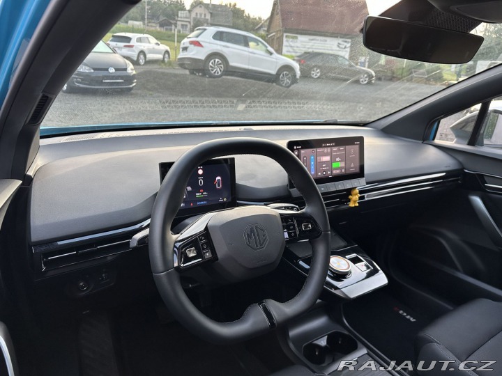 MG MG4 REZERVOVÁNO, 64kWh 150kW 2023