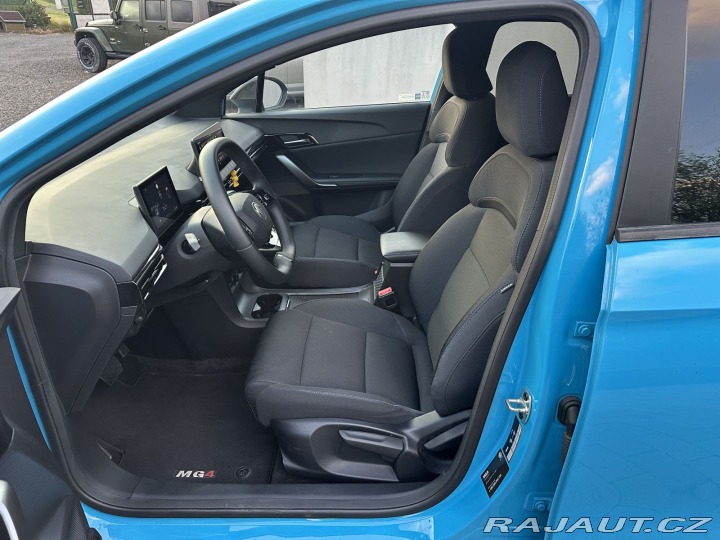 MG MG4 REZERVOVÁNO, 64kWh 150kW 2023