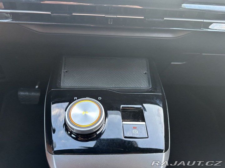 MG MG4 REZERVOVÁNO, 64kWh 150kW 2023