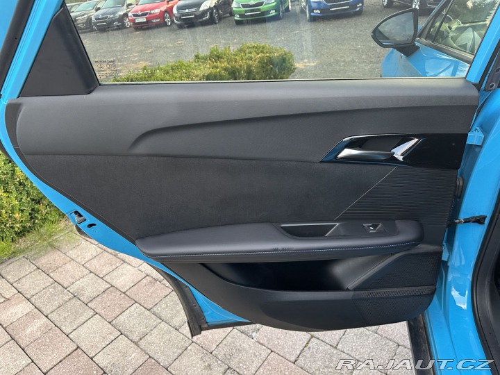 MG MG4 REZERVOVÁNO, 64kWh 150kW 2023