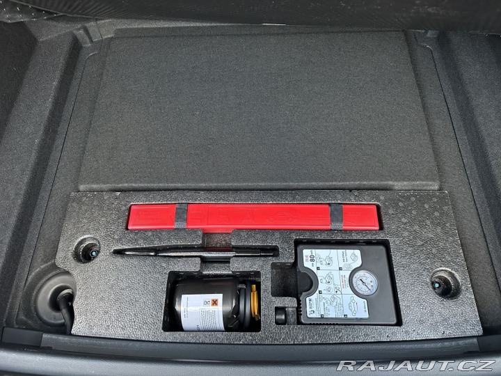 MG MG4 REZERVOVÁNO, 64kWh 150kW 2023