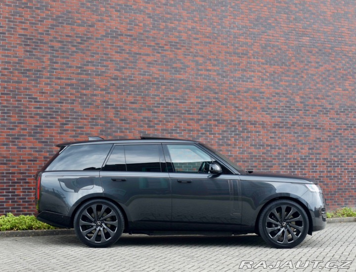 Land Rover Range Rover P550e Autobiography | 23 2025