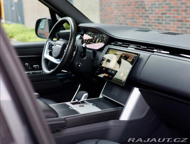 Land Rover Range Rover P550e Autobiography | 23 2025