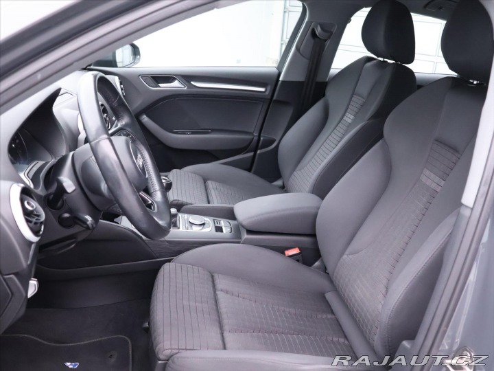Audi A3 1,6 TDI Aut.Klima Xenon C 2017