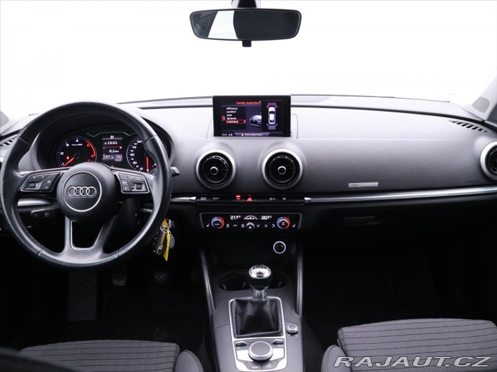 Audi A3 1,6 TDI Aut.Klima Xenon C 2017