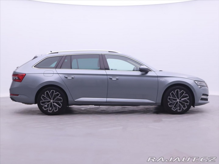 Škoda Superb 2,0 TSI 206kW 4x4 DSG CZ 2022