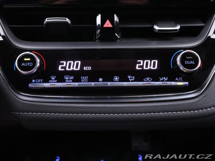 Toyota Corolla 2,0 Hybrid 112kW CVT Navi 2019