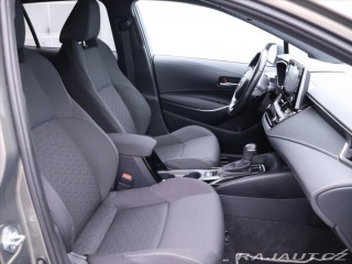 Toyota Corolla 2,0 Hybrid 112kW CVT Navi 2019