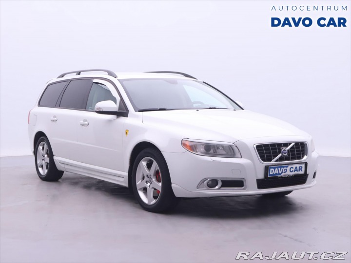 Volvo V70 2,4 D4 120kW Momentum Kůž 2008