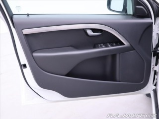 Volvo V70 2,4 D4 120kW Momentum Kůž 2008