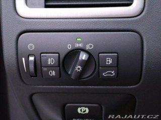Volvo V70 2,4 D4 120kW Momentum Kůž 2008