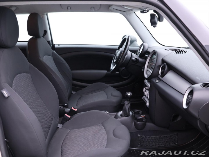Mini One 1,4 i 70kW Klima CD 2008