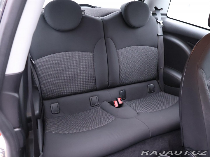 Mini One 1,4 i 70kW Klima CD 2008