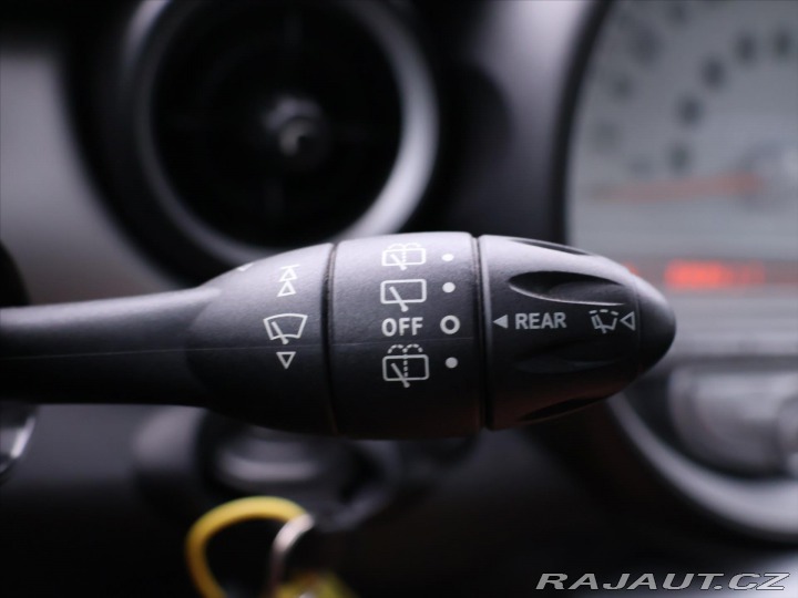 Mini One 1,4 i 70kW Klima CD 2008
