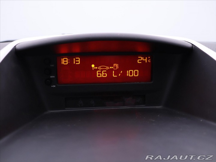 Peugeot 207 1,4 i 54kW Klimatizace 2011