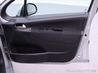 Peugeot 207 1,4 i 54kW Klimatizace 2011