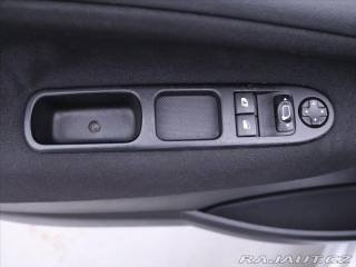 Peugeot 207 1,4 i 54kW Klimatizace 2011